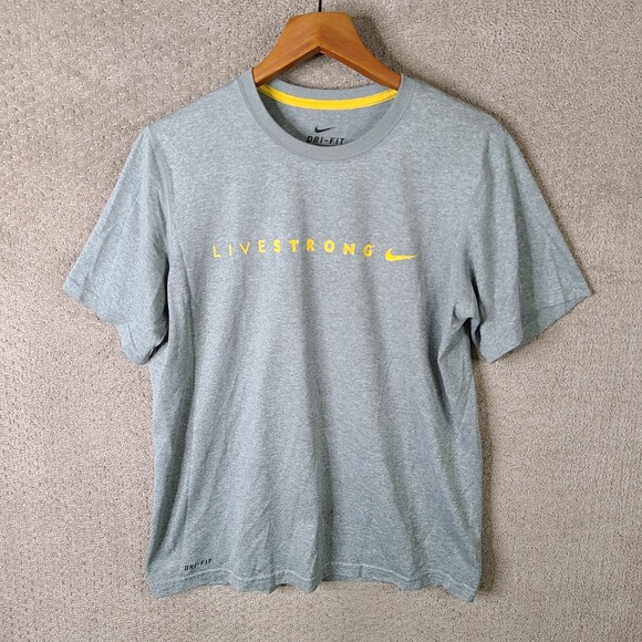 Nike Shirt Mens Medium Gray Live Strong Dri Fit‎ Short Sleeve Polyester Athletic - Picture 1 of 10